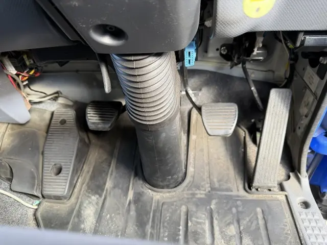 いすゞ フォワード 2PG-FRR90S2の写真28