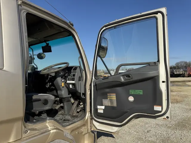 三菱 ファイター LKG-FK65FZの写真44