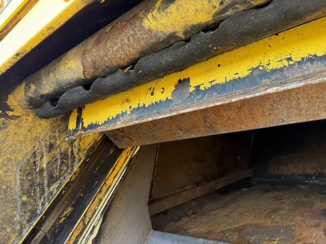 日野 デュトロ TKG-XZU710Mの写真29