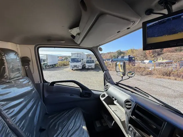 日野 デュトロ TKG-XZU710Mの写真34