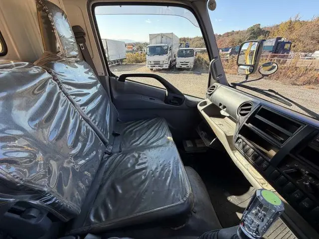 日野 デュトロ TKG-XZU710Mの写真35