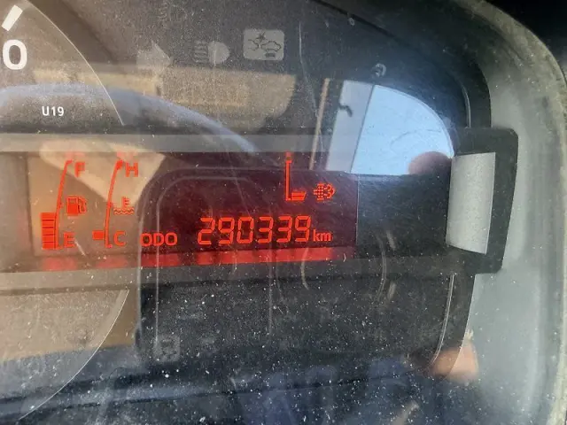 日野 デュトロ TKG-XZU710Mの写真37