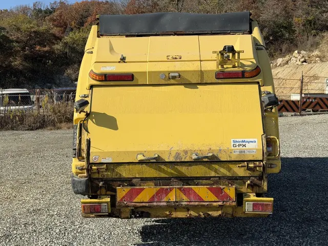 いすゞ エルフ TPG-NPR85YNの写真6