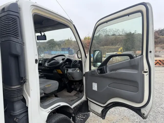 日野 デュトロ TQG-XKU710Mの写真18