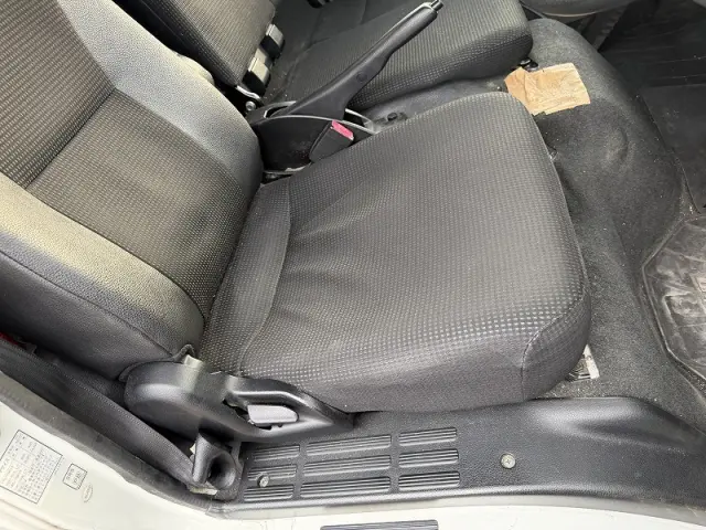 三菱 キャンター TPG-FBA00(2WD)の写真23