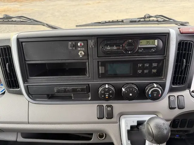 三菱 キャンター TPG-FBA00(2WD)の写真27