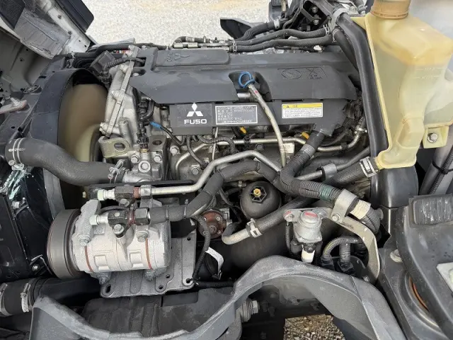 三菱 キャンター TPG-FBA00(2WD)の写真48