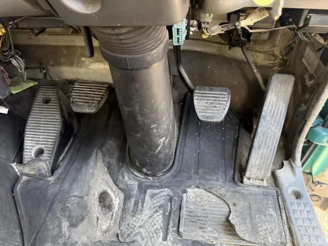 いすゞ フォワード PDG-FTR34S2の写真24