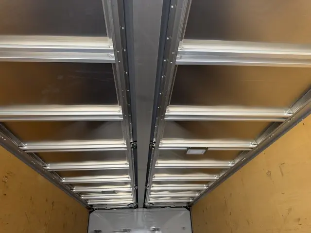 いすゞ フォワード 2RG-FRR90T2の写真17