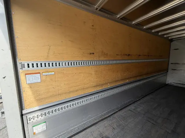 いすゞ フォワード 2RG-FRR90T2の写真19