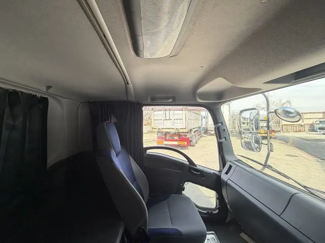 いすゞ フォワード 2RG-FRR90T2の写真32