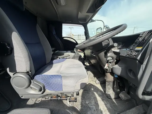 いすゞ フォワード 2RG-FRR90T2の写真35