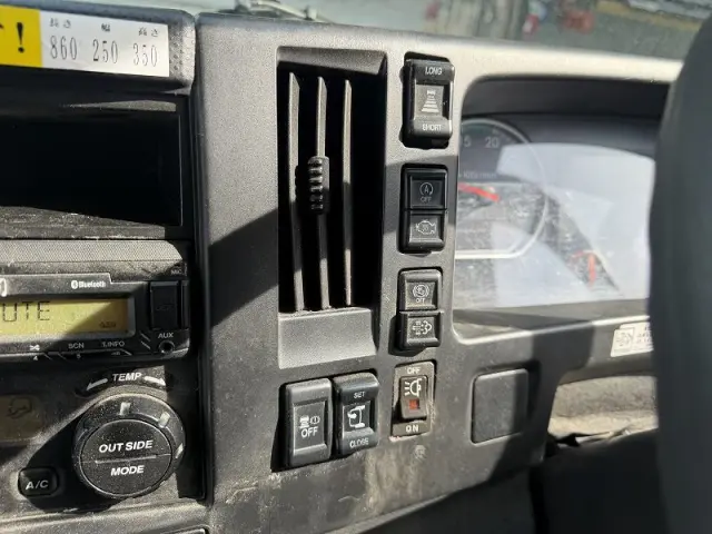 いすゞ フォワード 2RG-FRR90T2の写真44