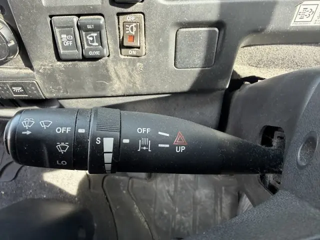 いすゞ フォワード 2RG-FRR90T2の写真45