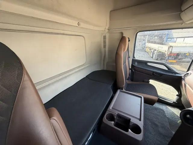 日野 プロフィア 2DG-FW1AHGの写真22