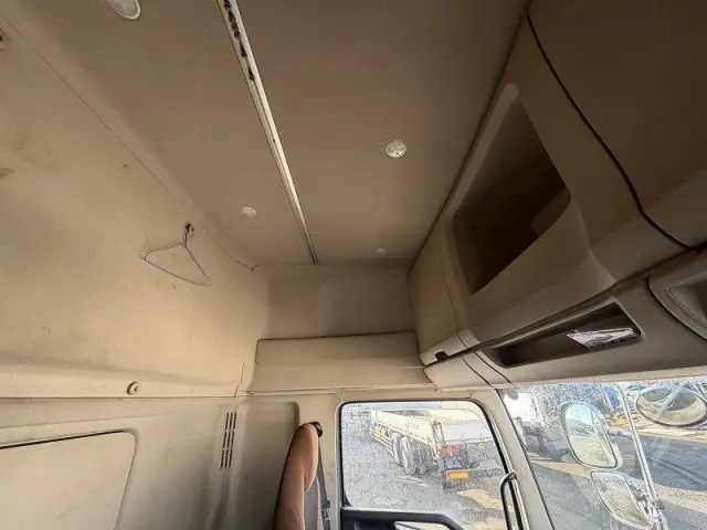 日野 プロフィア 2DG-FW1AHGの写真24