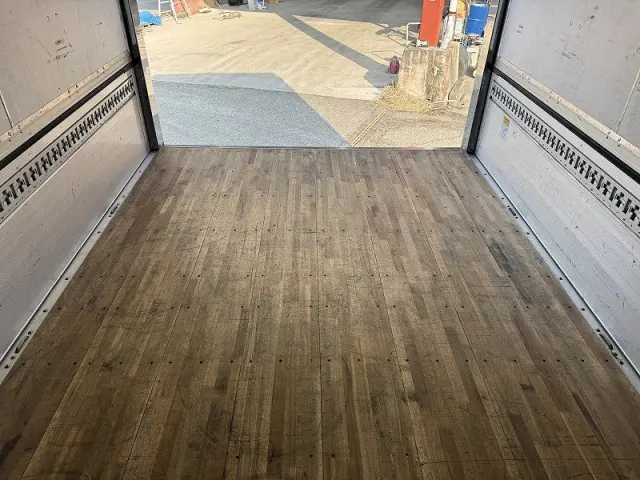 三菱 ファイター 2KG-FK65Fの写真15