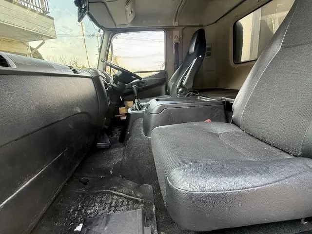 三菱 ファイター 2KG-FK65Fの写真28