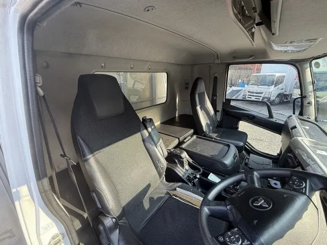 三菱 ファイター 2KG-FK65Fの写真32