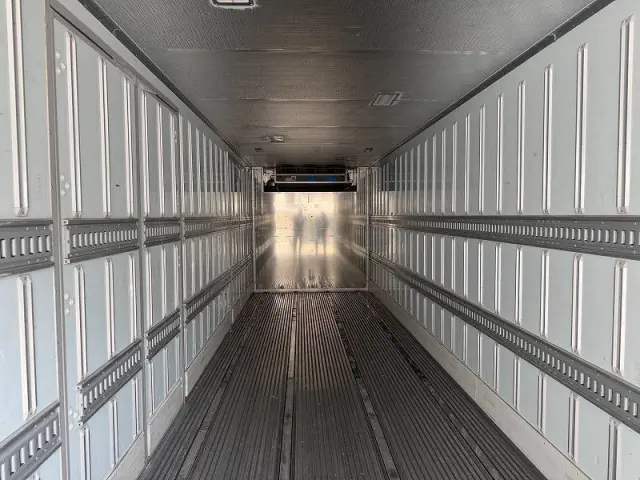 日野 プロフィア 2DG-FW1AHGの写真18