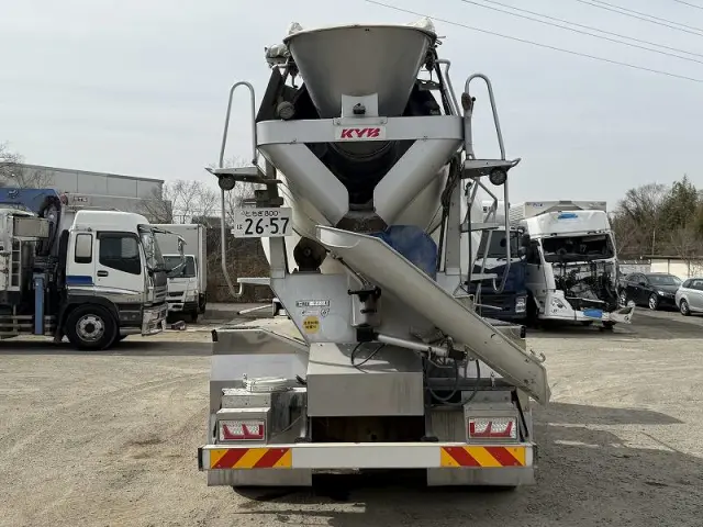 ＵＤ クオン 2PG-CW5ALの写真6