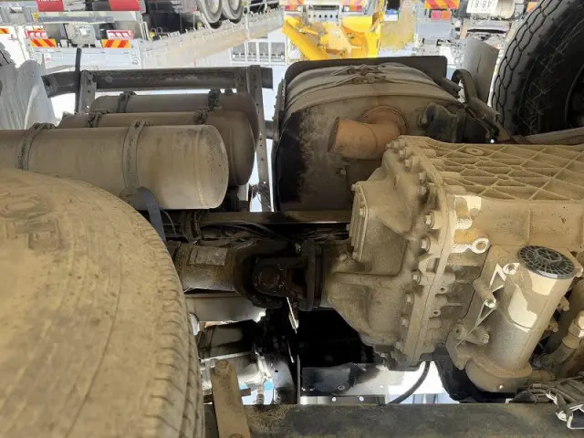 ＵＤ クオン 2PG-CW5ALの写真48