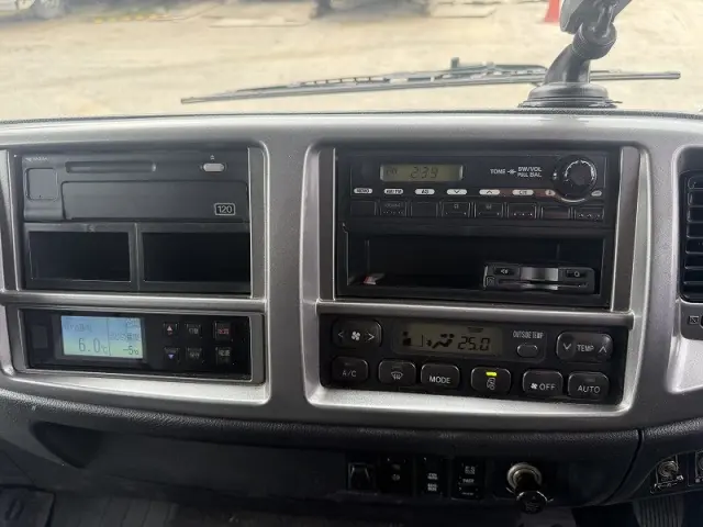 日野 レンジャー TKG-FD7JLAAの写真30