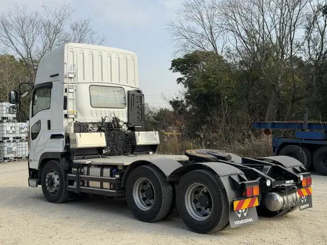 いすゞ ギガ 2PG-EXY52CKの写真7