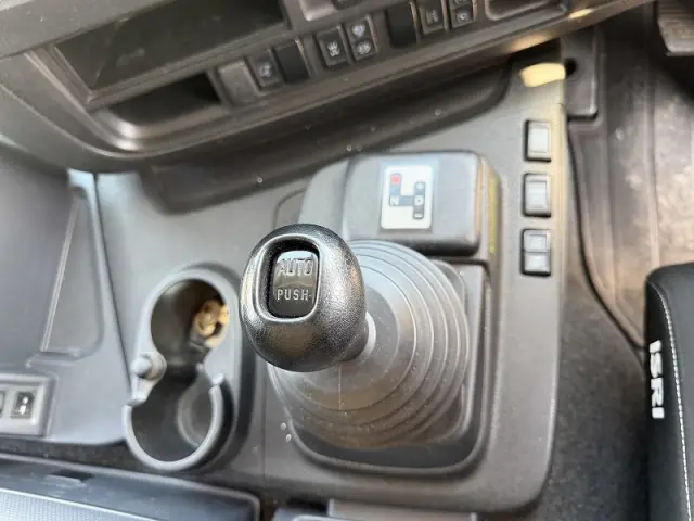 いすゞ ギガ 2PG-EXY52CKの写真26