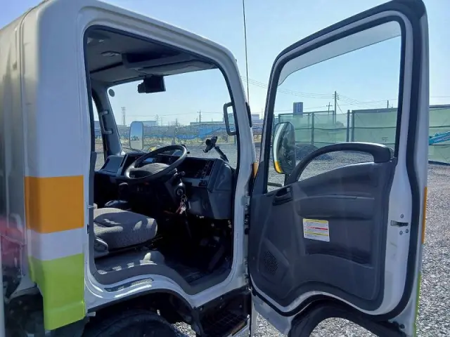 いすゞ エルフ 2RG-NLR88ANの写真22