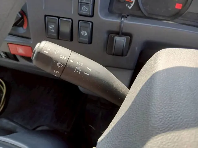 いすゞ エルフ 2RG-NLR88ANの写真28