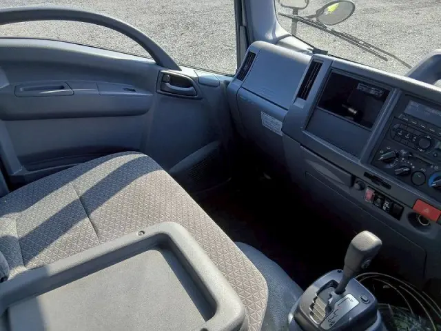 いすゞ エルフ 2RG-NLR88ANの写真32