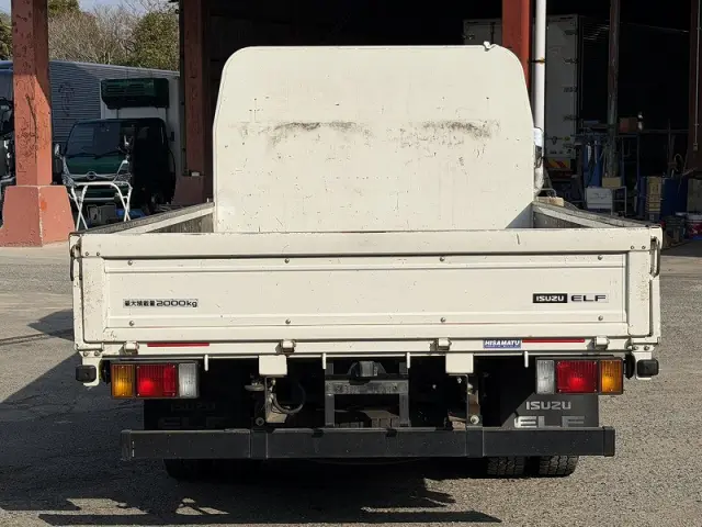 いすゞ エルフ TRG-NPR85ARの写真6