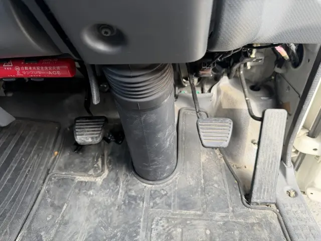 いすゞ エルフ TRG-NPR85ARの写真19