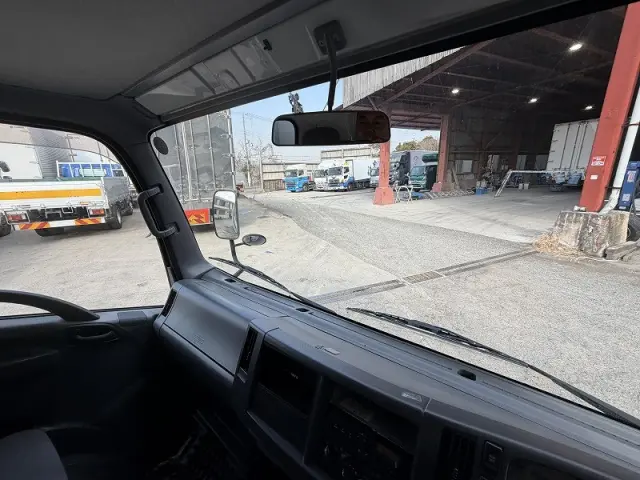 いすゞ エルフ TRG-NPR85ARの写真24