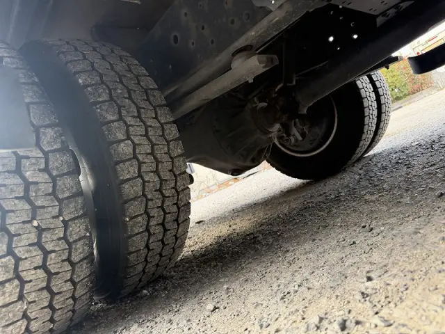 いすゞ エルフ TRG-NPR85ARの写真33