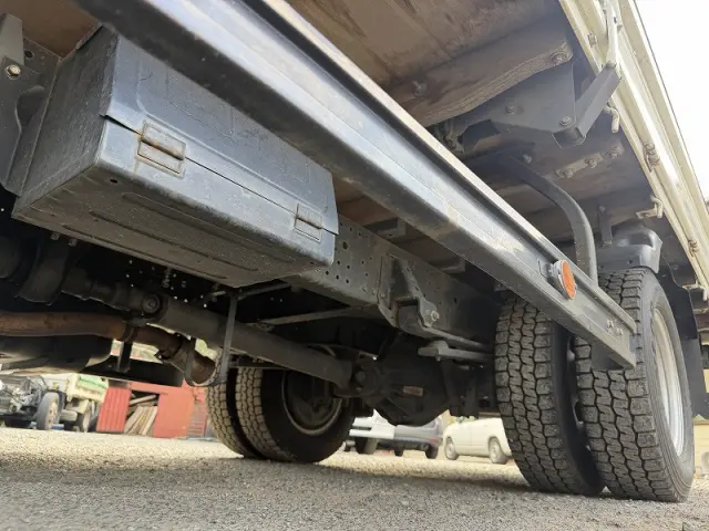 いすゞ エルフ TRG-NPR85ARの写真38