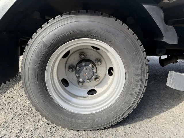 いすゞ エルフ TRG-NPR85ARの写真42