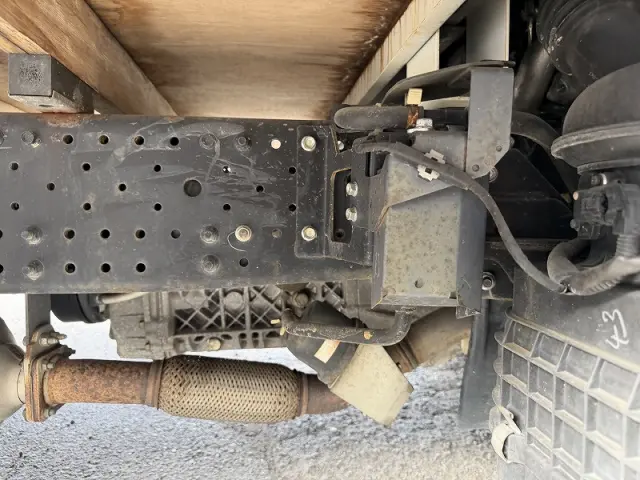 いすゞ エルフ TRG-NPR85ARの写真49