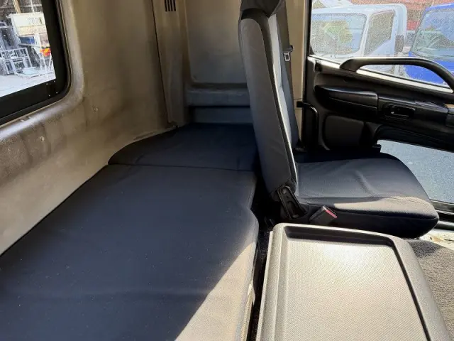 日野 プロフィア LKG-FW1EXBGの写真30