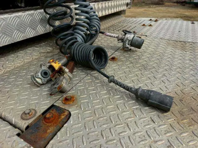 日野 プロフィア QPG-SH1EDDGの写真11