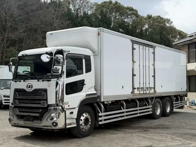 ＵＤ クオン 2PG-CD5CAの写真1