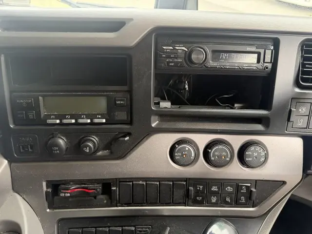 ＵＤ クオン 2PG-CD5CAの写真36