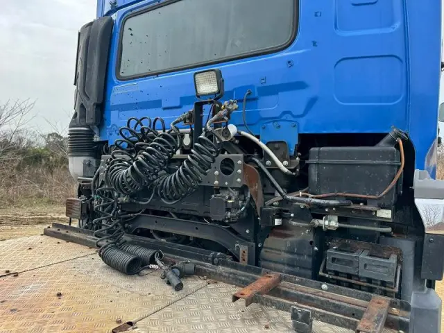 ＵＤ クオン QKG-GK6XABの写真15