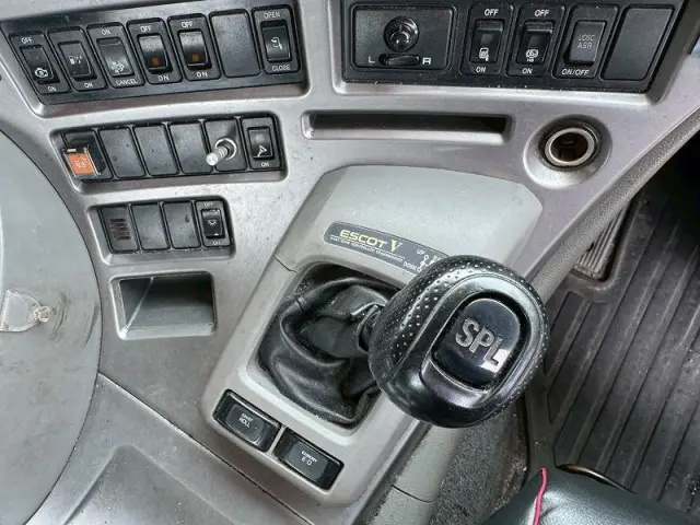 ＵＤ クオン QKG-GK6XABの写真16