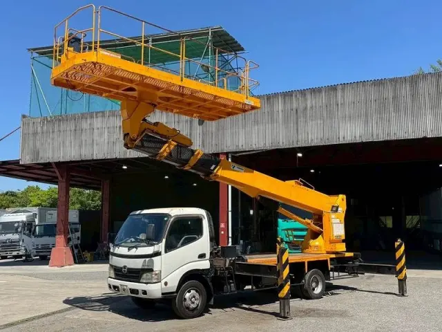 日野 デュトロ BDG-XZU424M(2WD)の写真27