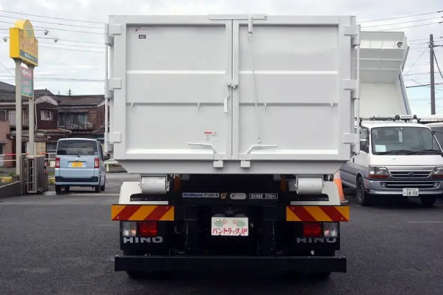 日野 レンジャー 2KG-FC2ABA(2WD)の写真4