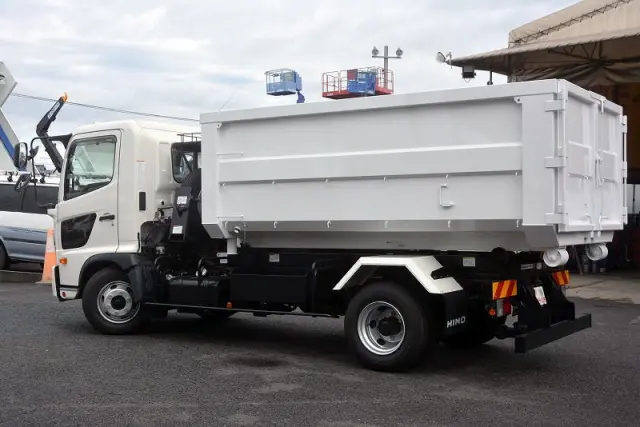 日野 レンジャー 2KG-FC2ABA(2WD)の写真7