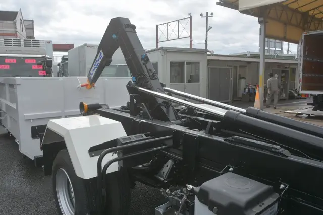 日野 レンジャー 2KG-FC2ABA(2WD)の写真23