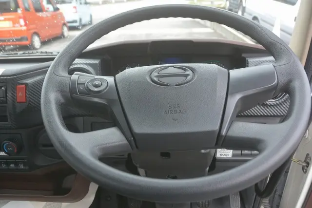 日野 レンジャー 2KG-FC2ABA(2WD)の写真28